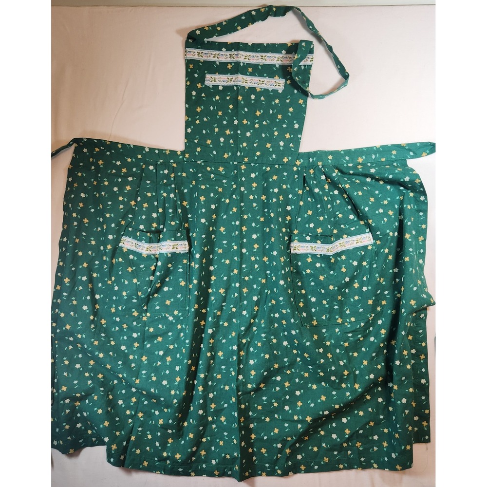 Vintage Green Floral Bib Apron Ditsy Flower Print Two Pocket Cottagecore Kitchen